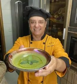 Sopa de Grão de Bico com Espinafre